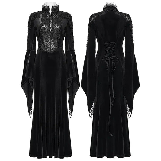 10 Essential Elements of Gothic Chic Style