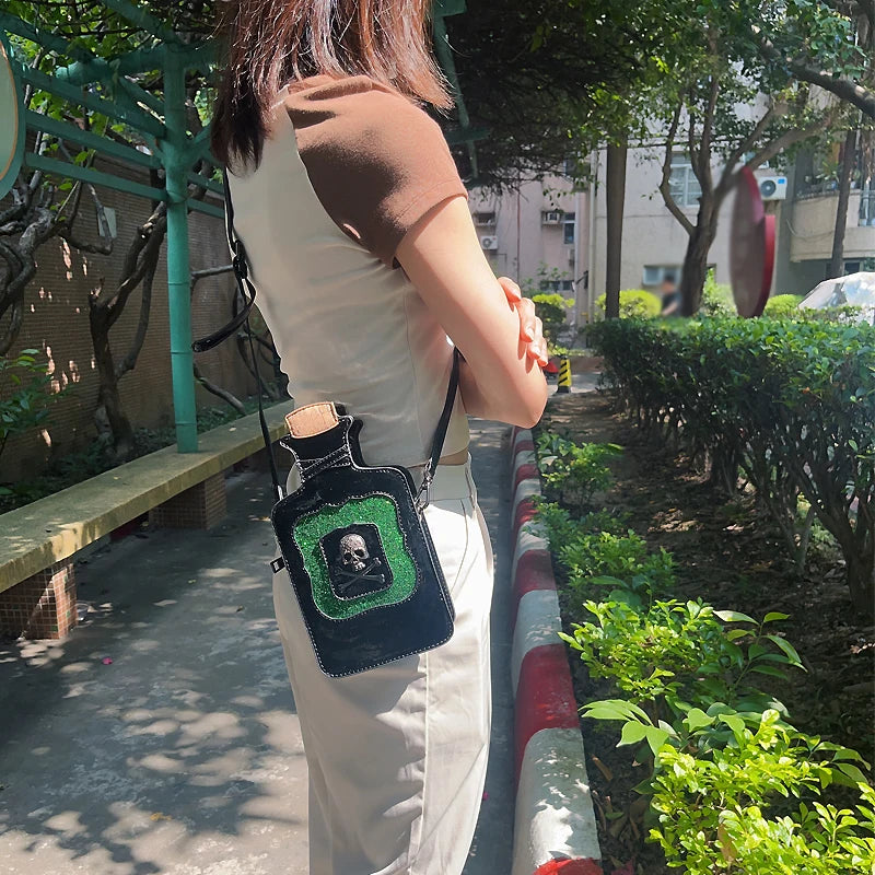 Gothic Kitsch Poison Bottle Shaped Handbag and Purse for Women Dark Lolita Skull Decoration Punk Goth Style Girls Shoulder Bags