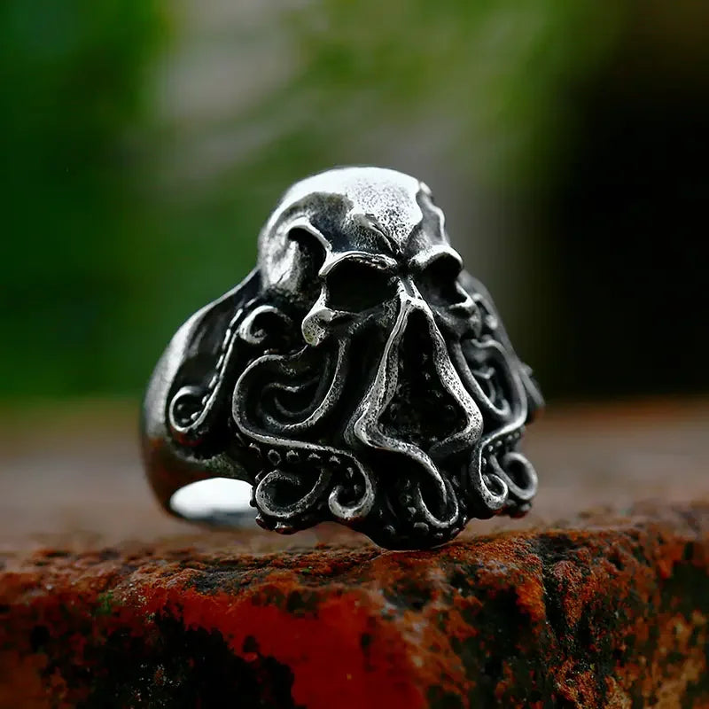 Antique Style Stainless Steel Men's Ring with Skull Octopus Design Gemstone Inlay Retro Punk Gothic Biker Fashion Jewelry